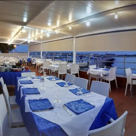 Al Porticciolo Hotel